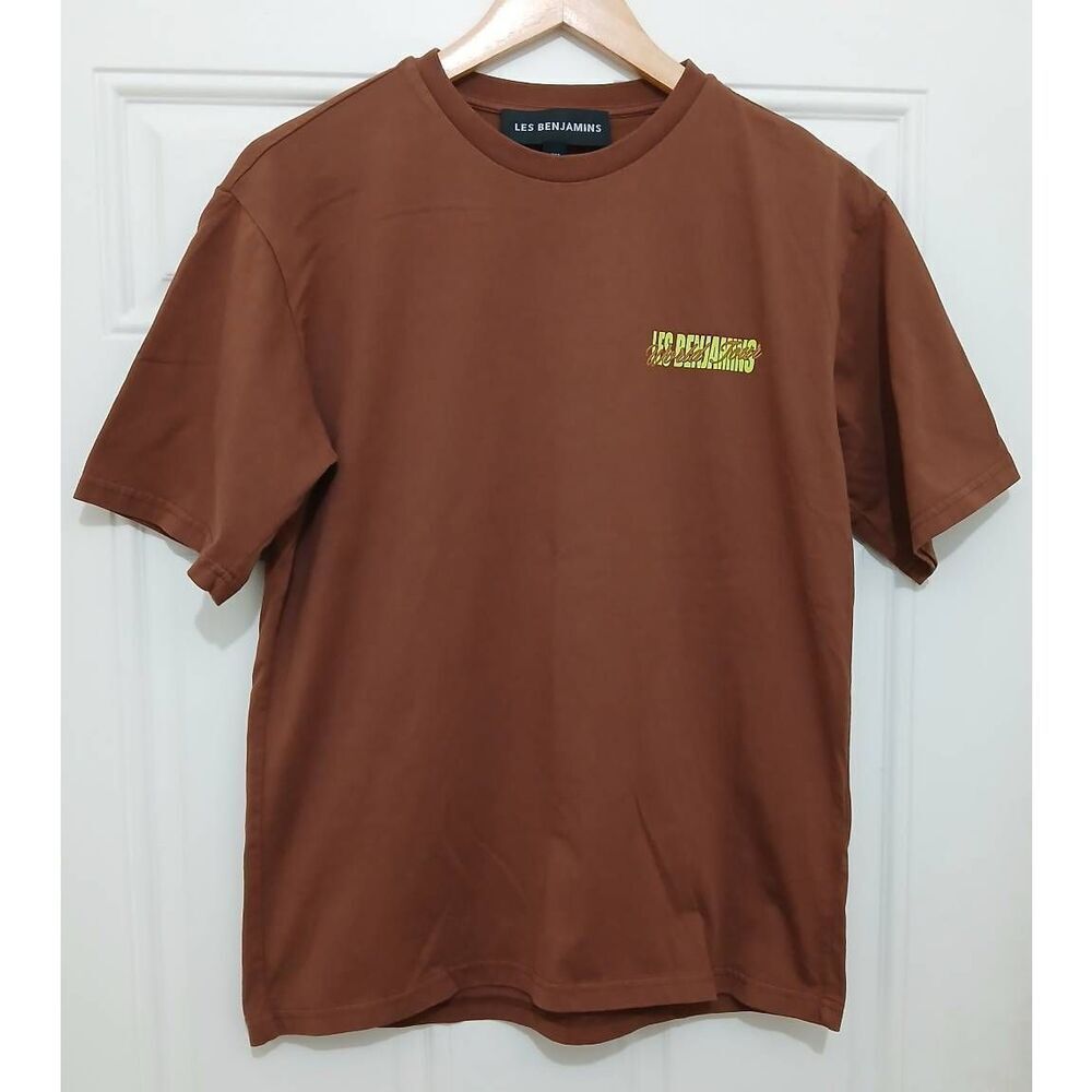 Les Benjamins world tour mens small rustic brown crewneck tshirt